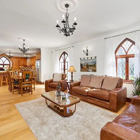 Villa Castlelost Belfry *